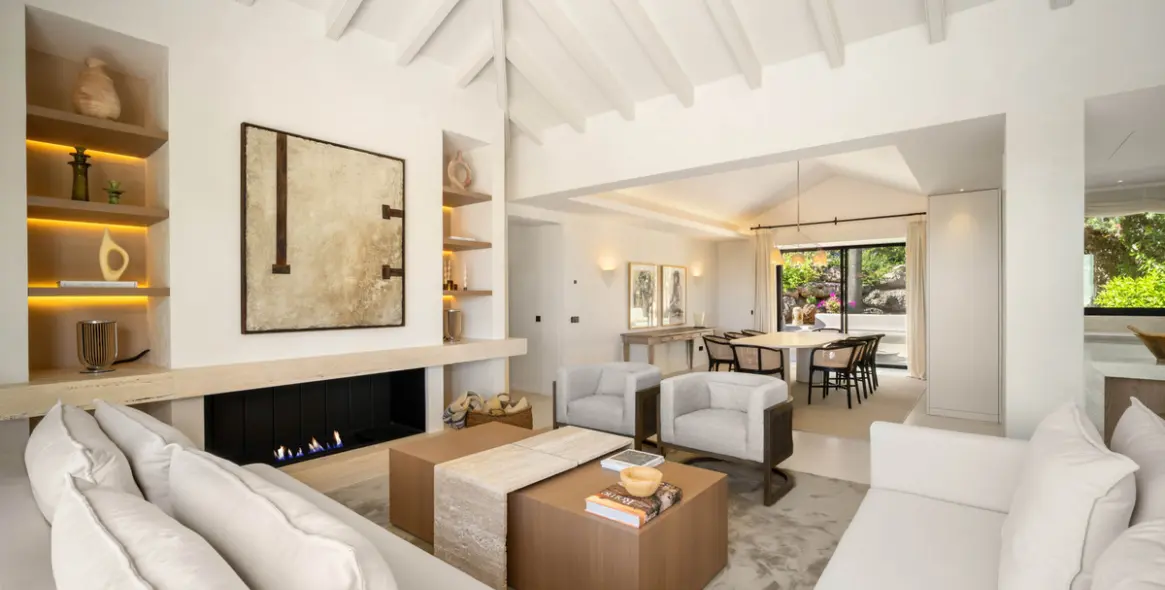 Sale of detached villa in Nueva Andalucía 38
