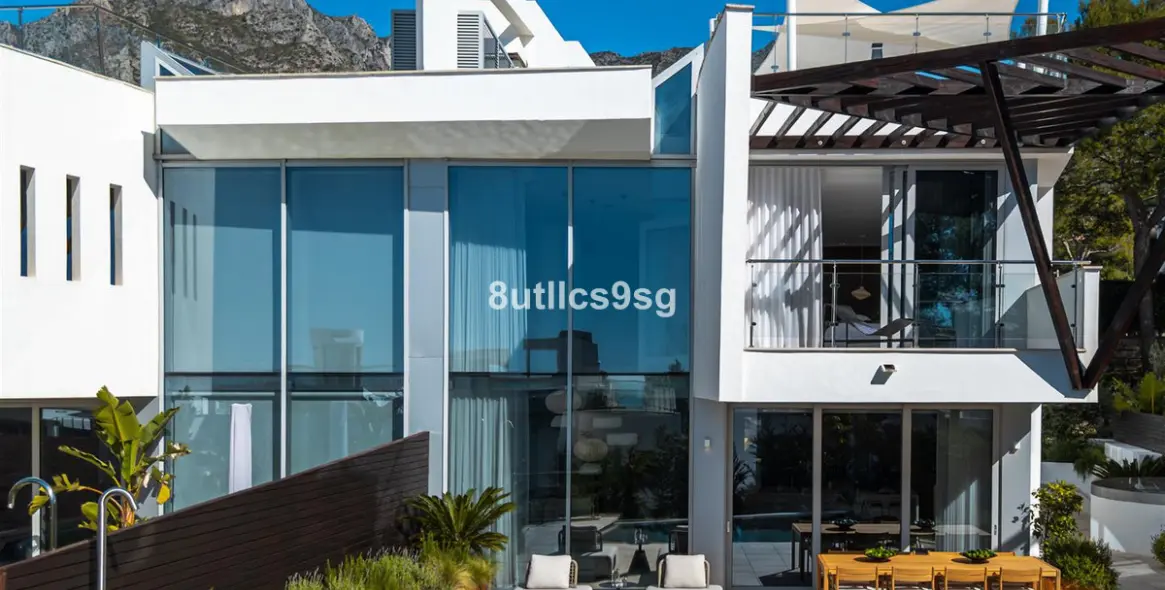 Venta de casa pareada en Sierra Blanca 1