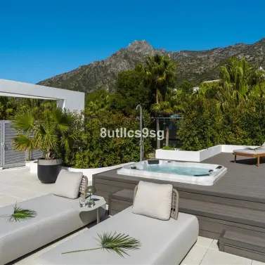 Venta de casa pareada en Sierra Blanca