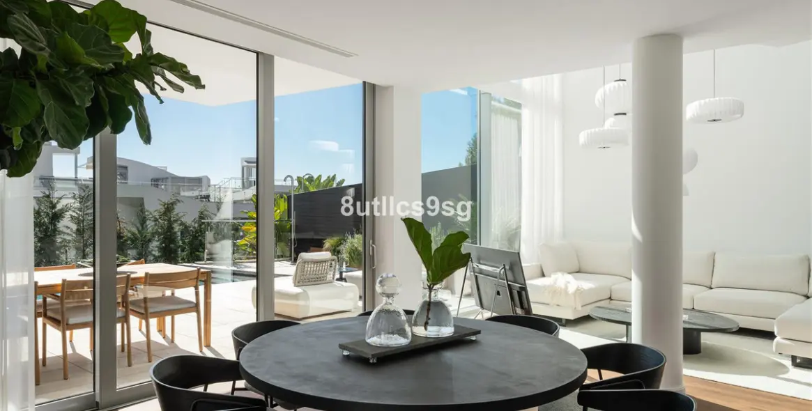 Venta de casa pareada en Sierra Blanca 5