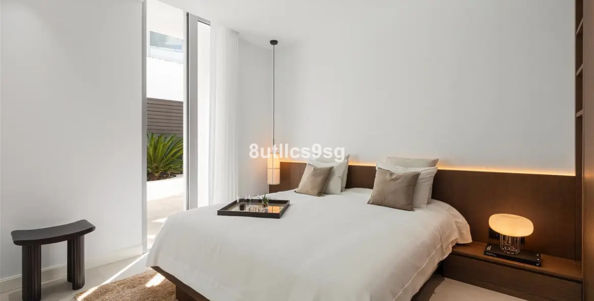 Venta de casa pareada en Sierra Blanca 15