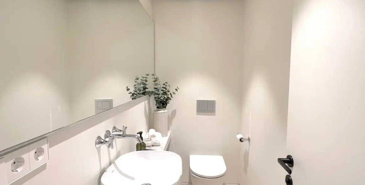 Venta de apartamento en planta baja en The Golden Mile 5