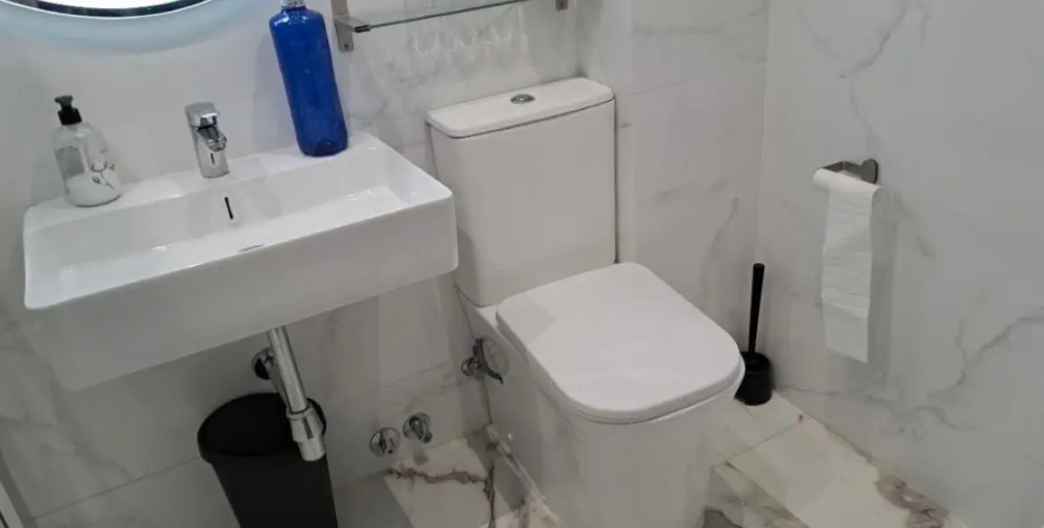 Sale of hotel in Marbella 34