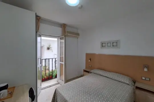 Image 4 thumb