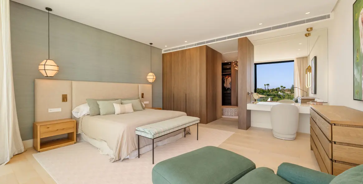 Sale of detached villa in Guadalmina Alta 40