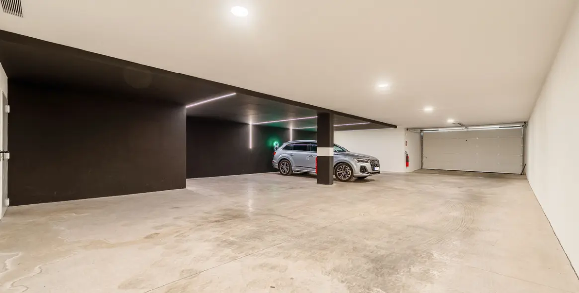 Sale of detached villa in Guadalmina Alta 43