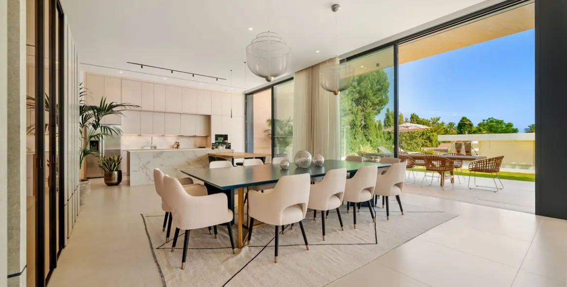 Venta de villa independiente en Guadalmina Alta 22