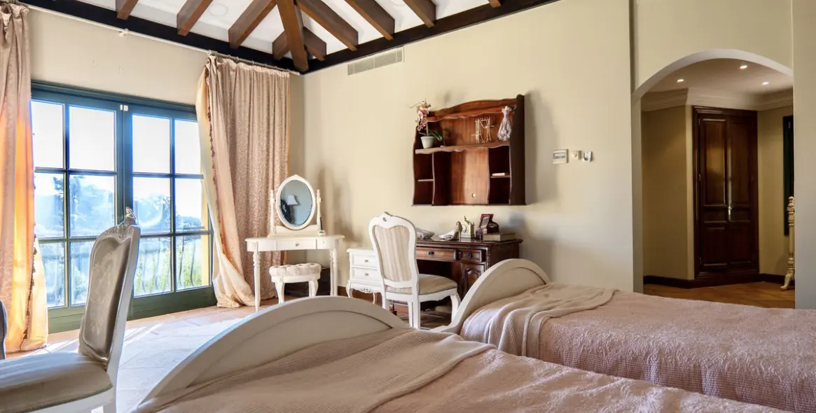 Venta de villa independiente en La Zagaleta 23