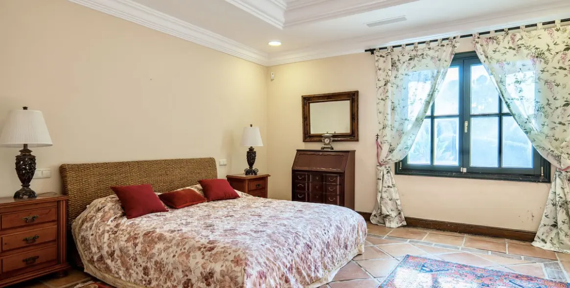 Venta de villa independiente en La Zagaleta 36