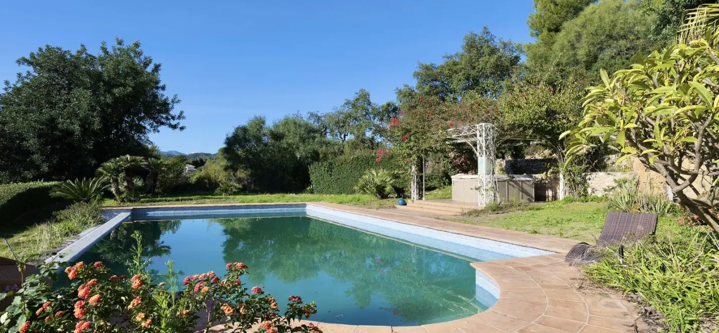 Sale of detached villa in La Zagaleta 2