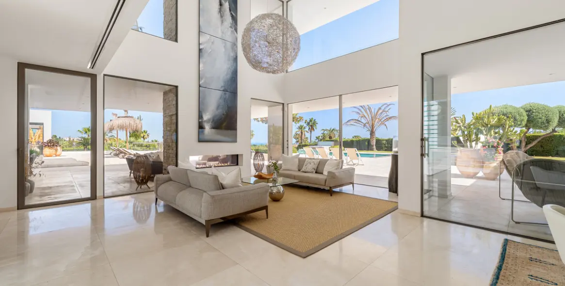 Venta de villa independiente en Nueva Andalucía 17