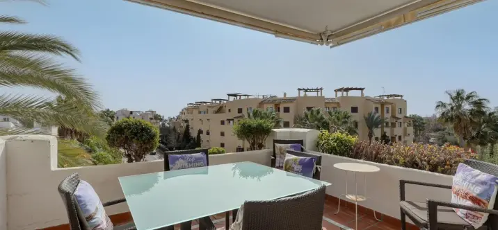 Долгосрочная аренда апартаментов на среднем этаже в Costalita 2