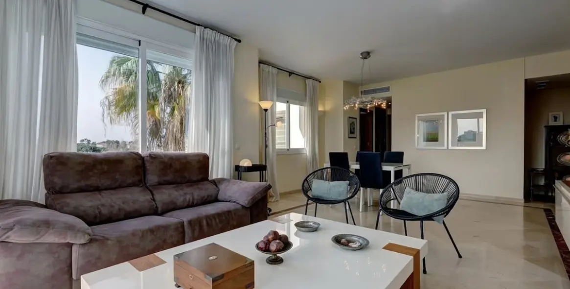 Долгосрочная аренда апартаментов на среднем этаже в Costalita 4