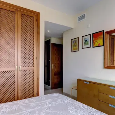 Долгосрочная аренда апартаментов на среднем этаже в Costalita