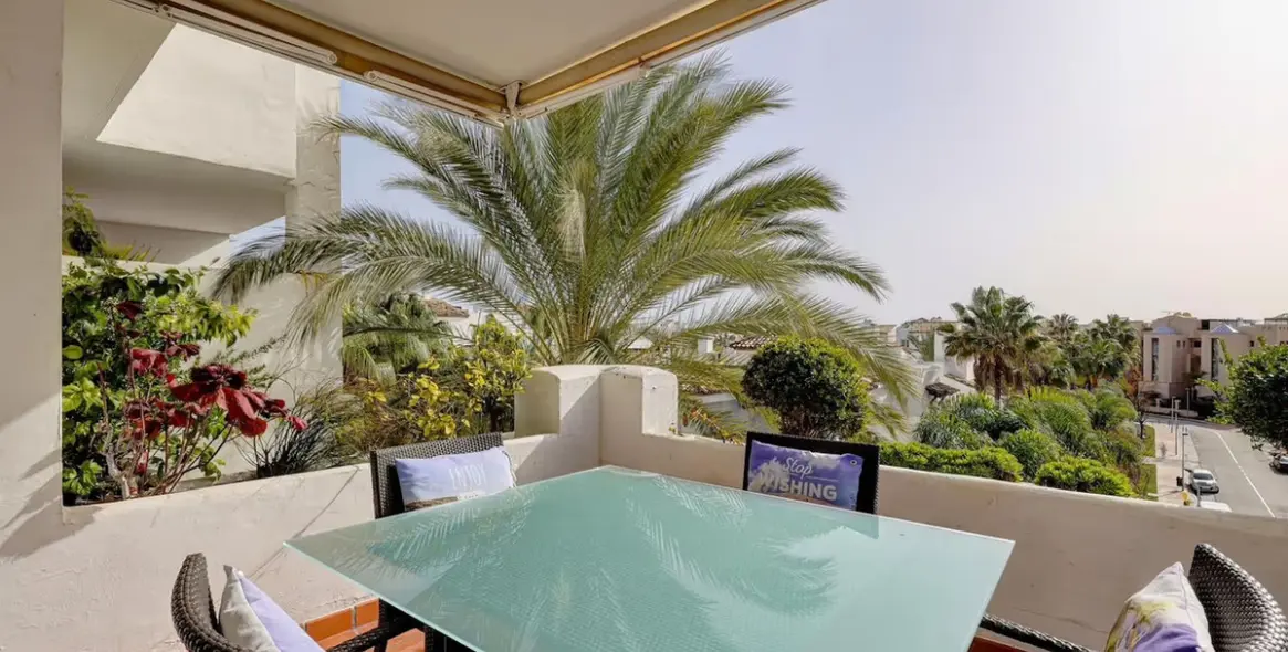 Долгосрочная аренда апартаментов на среднем этаже в Costalita 17