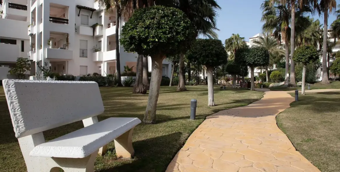 Долгосрочная аренда апартаментов на среднем этаже в Costalita 20