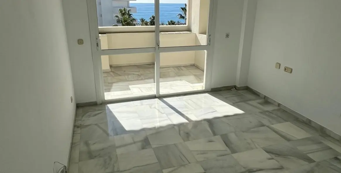 Долгосрочная аренда апартаментов на среднем этаже в Marbella 5