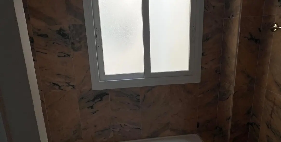 Долгосрочная аренда апартаментов на среднем этаже в Marbella 17