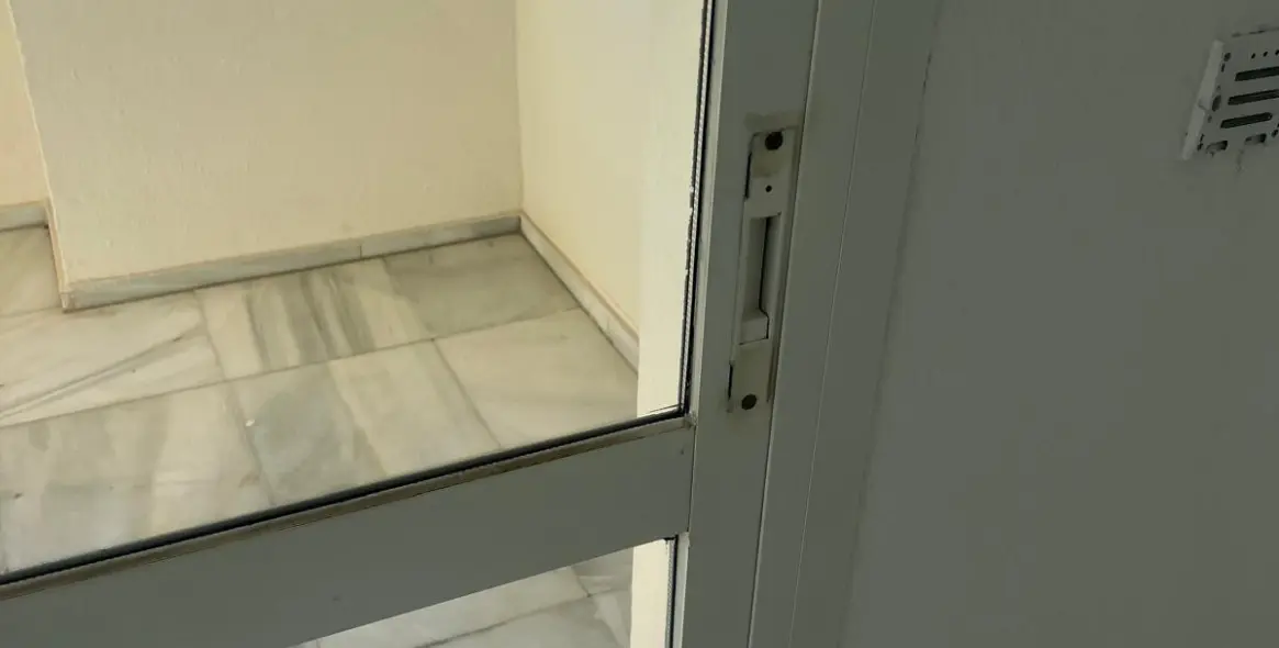 Долгосрочная аренда апартаментов на среднем этаже в Marbella 40