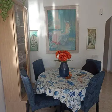 Sale of middle floor apartment in Fuengirola