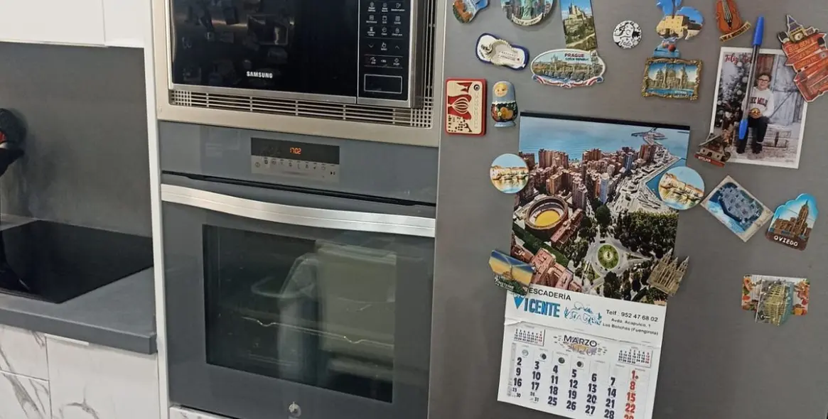 Sale of middle floor apartment in Fuengirola 16