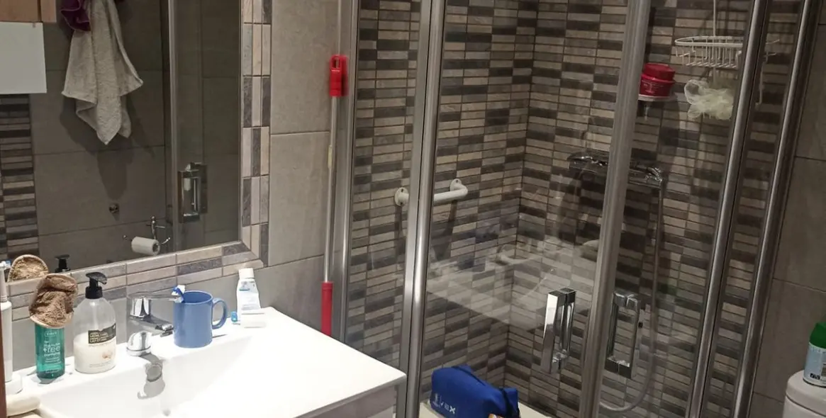 Sale of middle floor apartment in Fuengirola 23