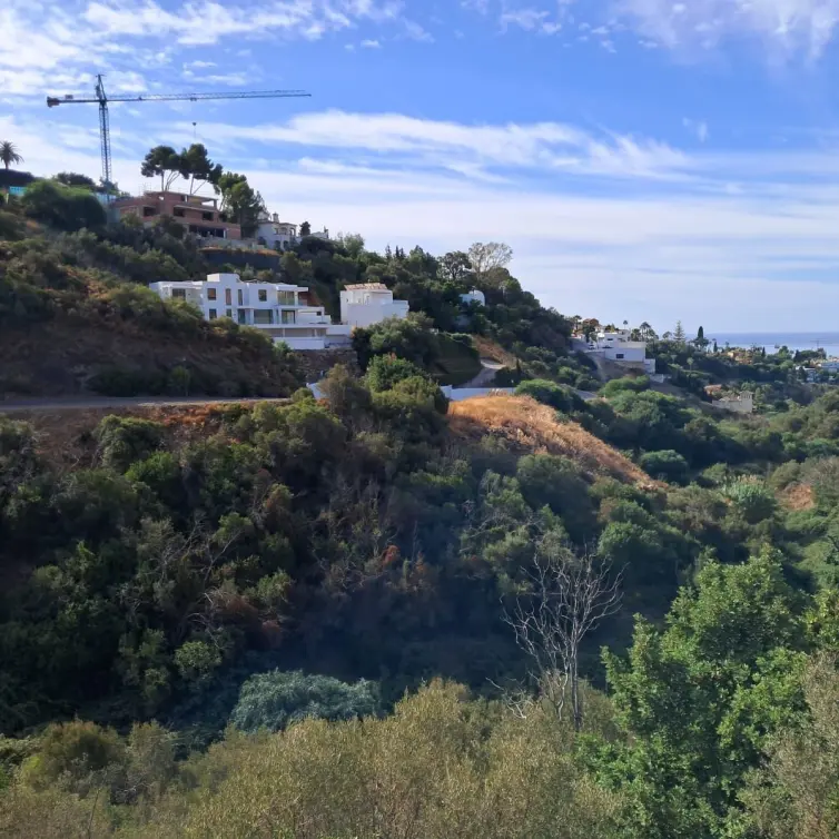 Продажа  жилого участка в Marbella