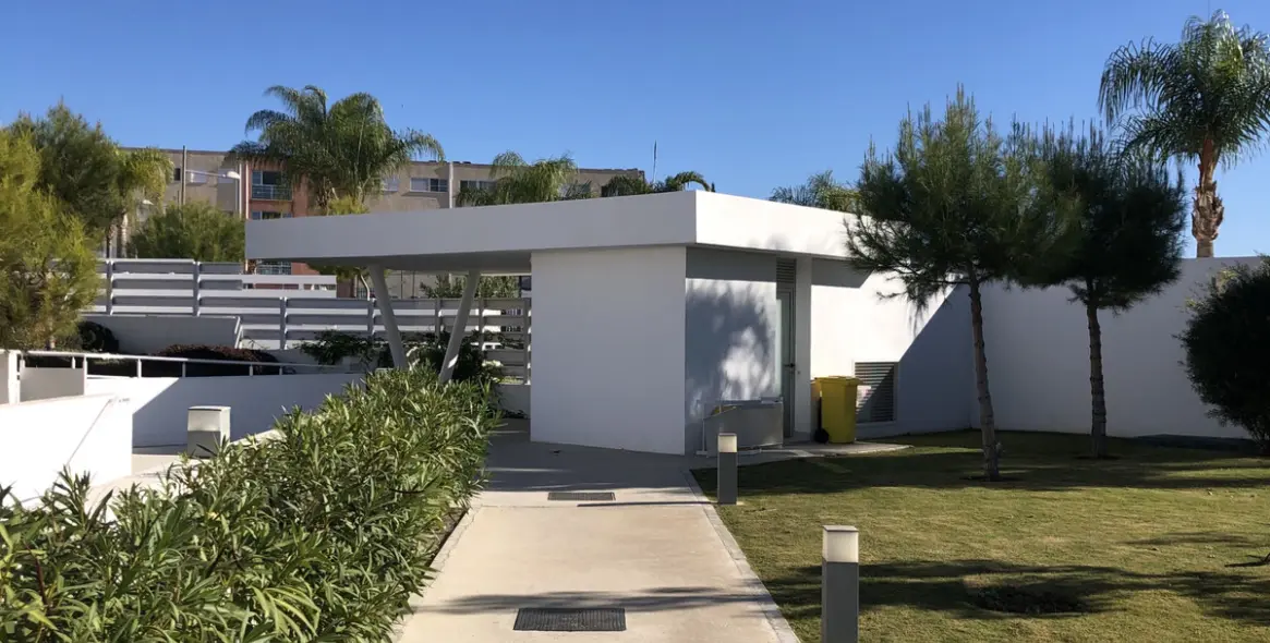 Продажа апартаментов на среднем этаже в Cancelada 2