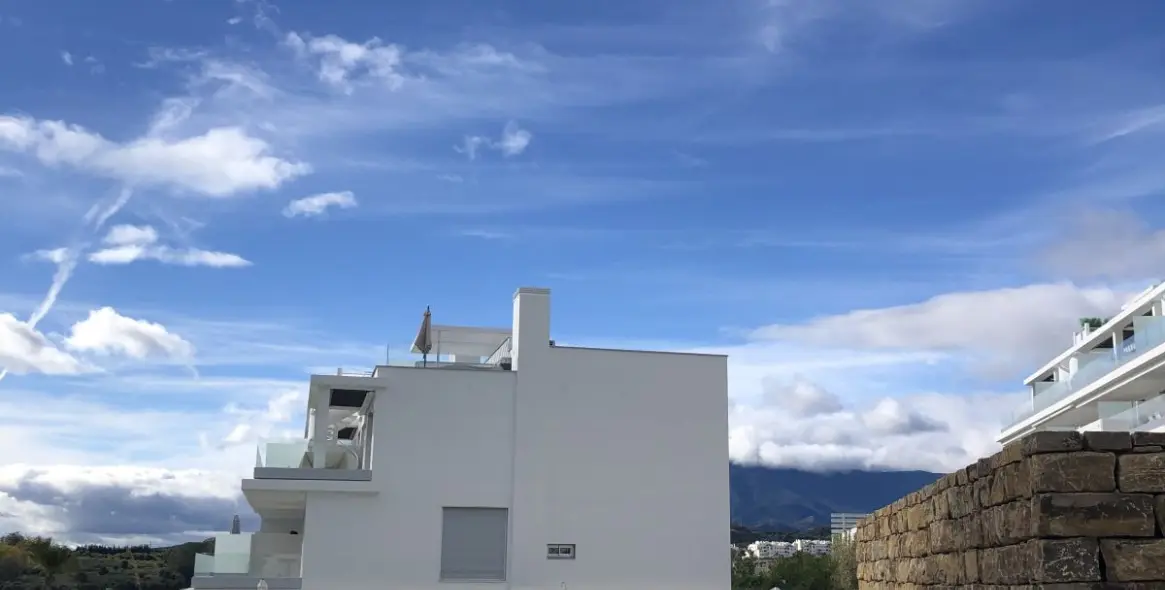 Продажа апартаментов на среднем этаже в Cancelada 3