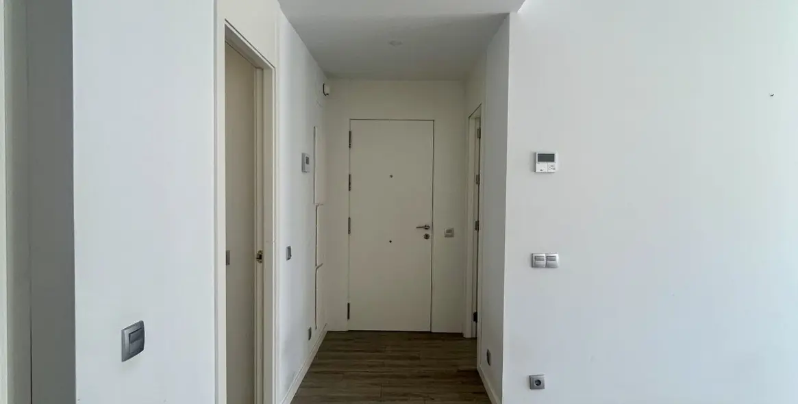 Продажа апартаментов на среднем этаже в Cancelada 9