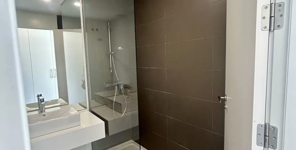 Продажа апартаментов на среднем этаже в Cancelada 13