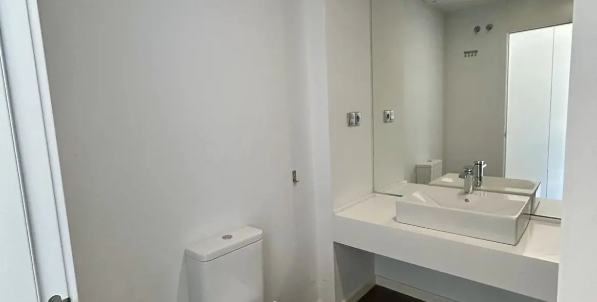 Продажа апартаментов на среднем этаже в Cancelada 14