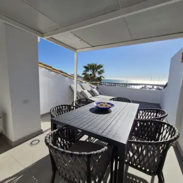 Sale of penthouse duplex in La Duquesa