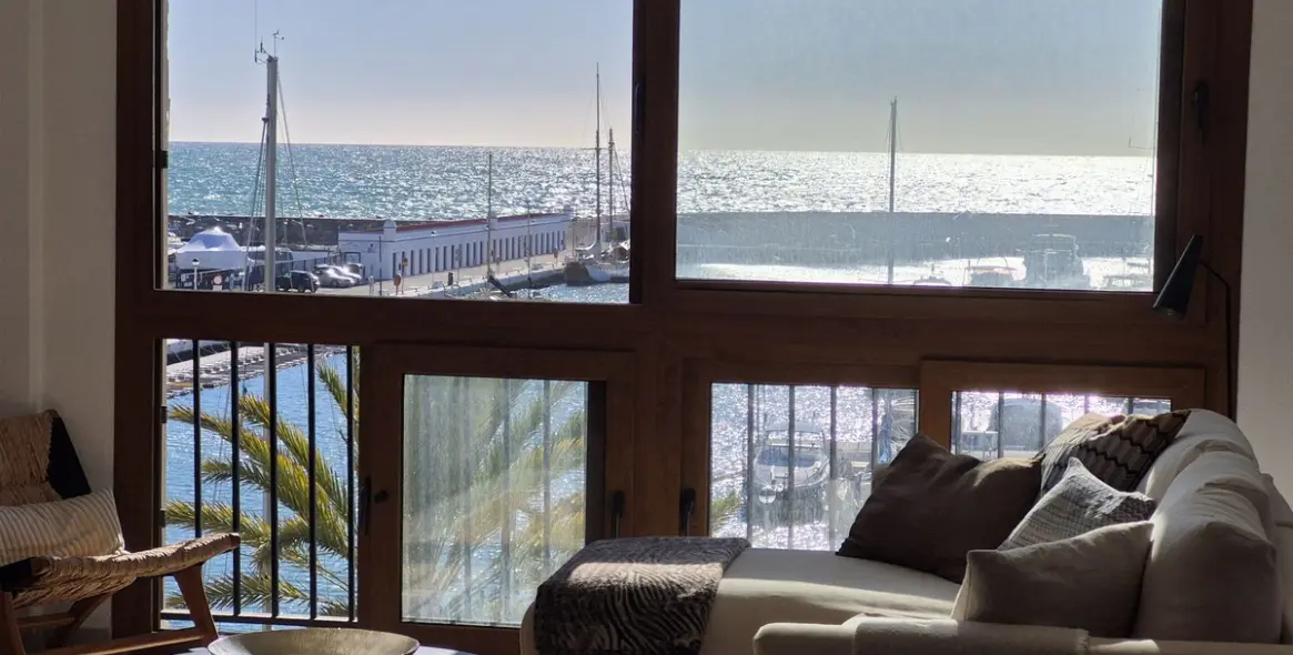 Sale of penthouse duplex in La Duquesa 20