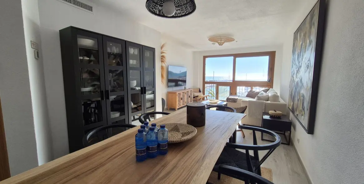 Sale of penthouse duplex in La Duquesa 24