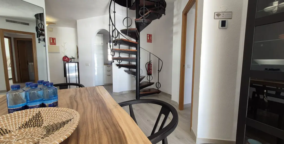 Sale of penthouse duplex in La Duquesa 31