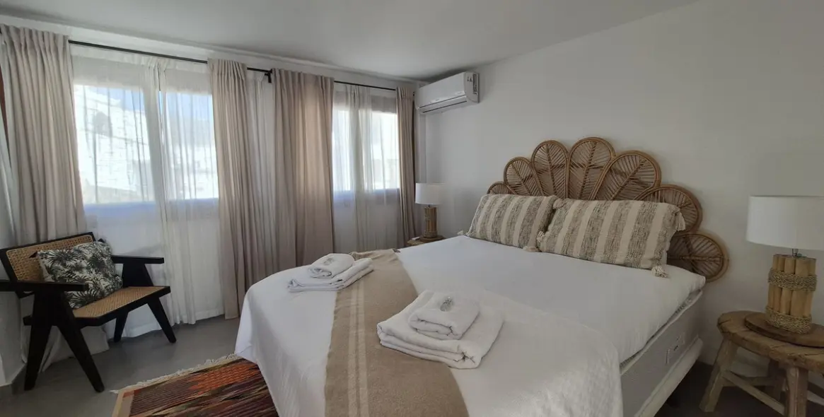 Sale of penthouse duplex in La Duquesa 42