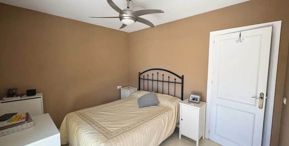 Продажа апартаментов на первом этаже в Nueva Andalucía 18