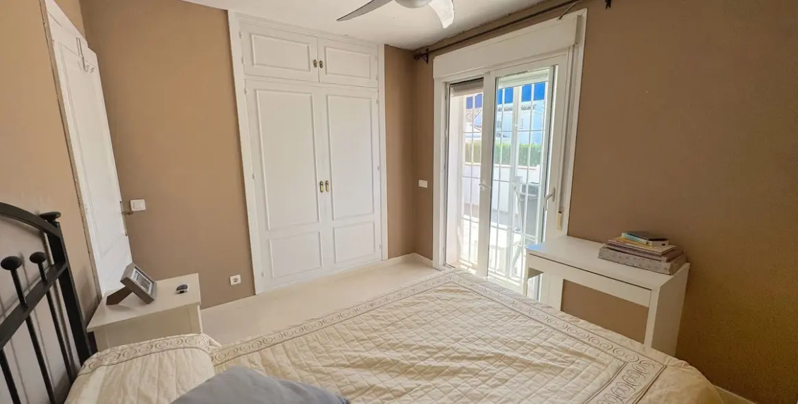 Продажа апартаментов на первом этаже в Nueva Andalucía 19