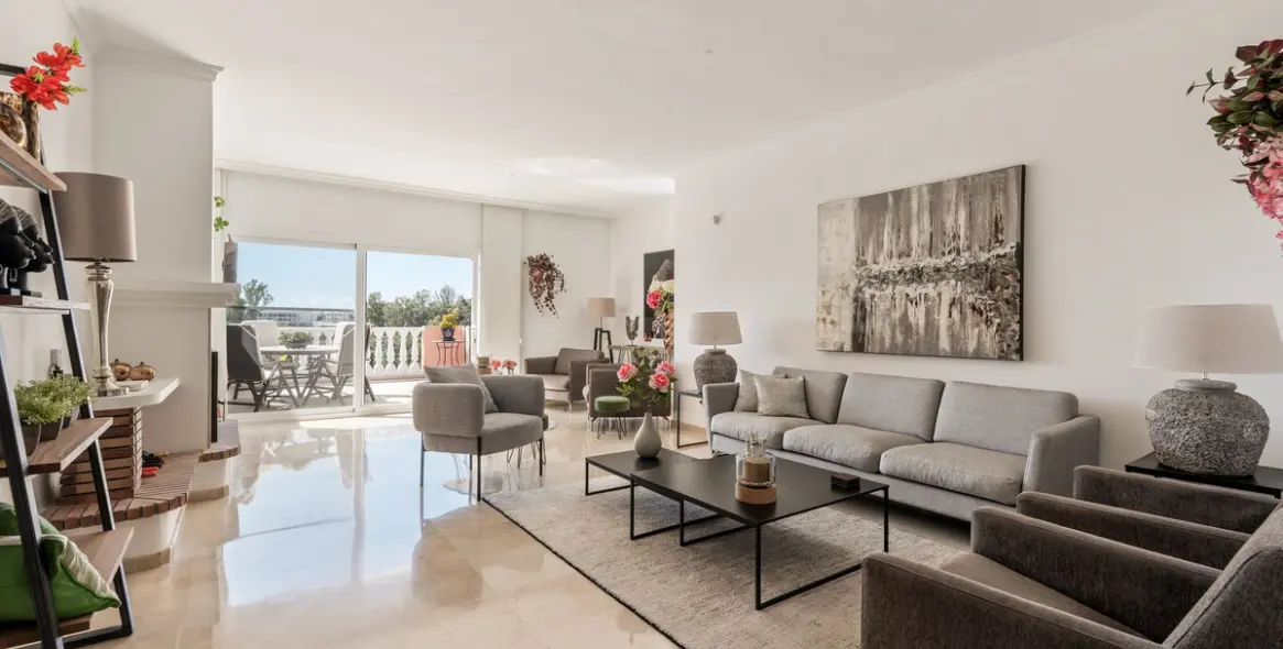 Venta de ático en Estepona 6