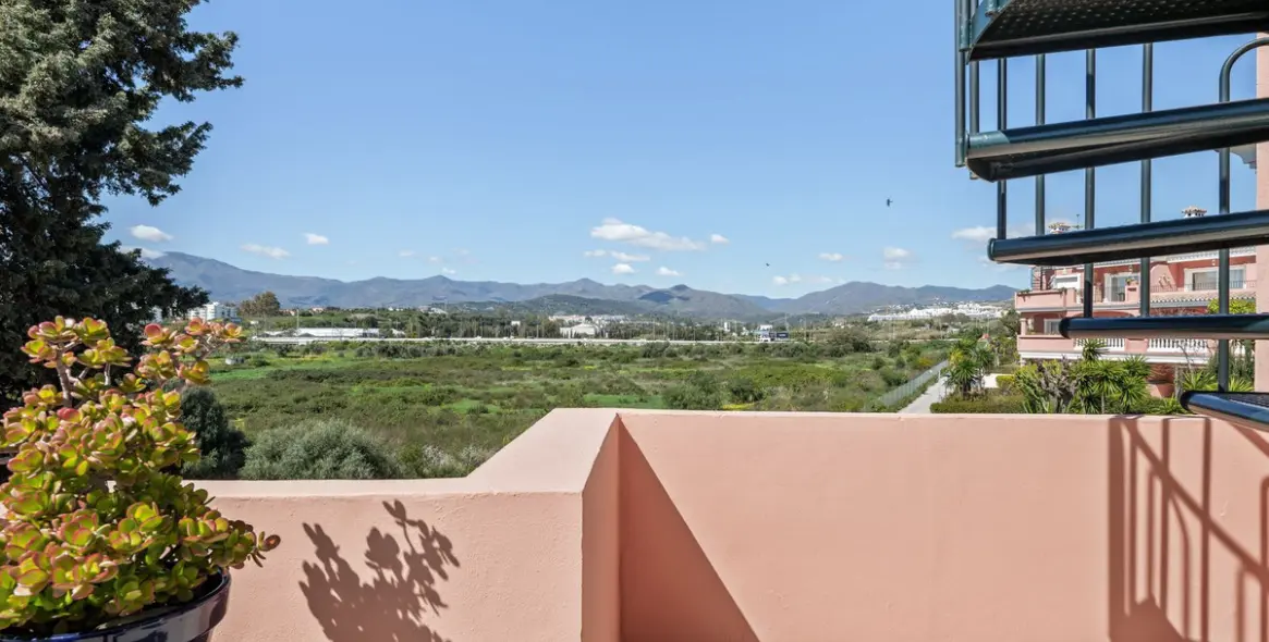 Venta de ático en Estepona 14