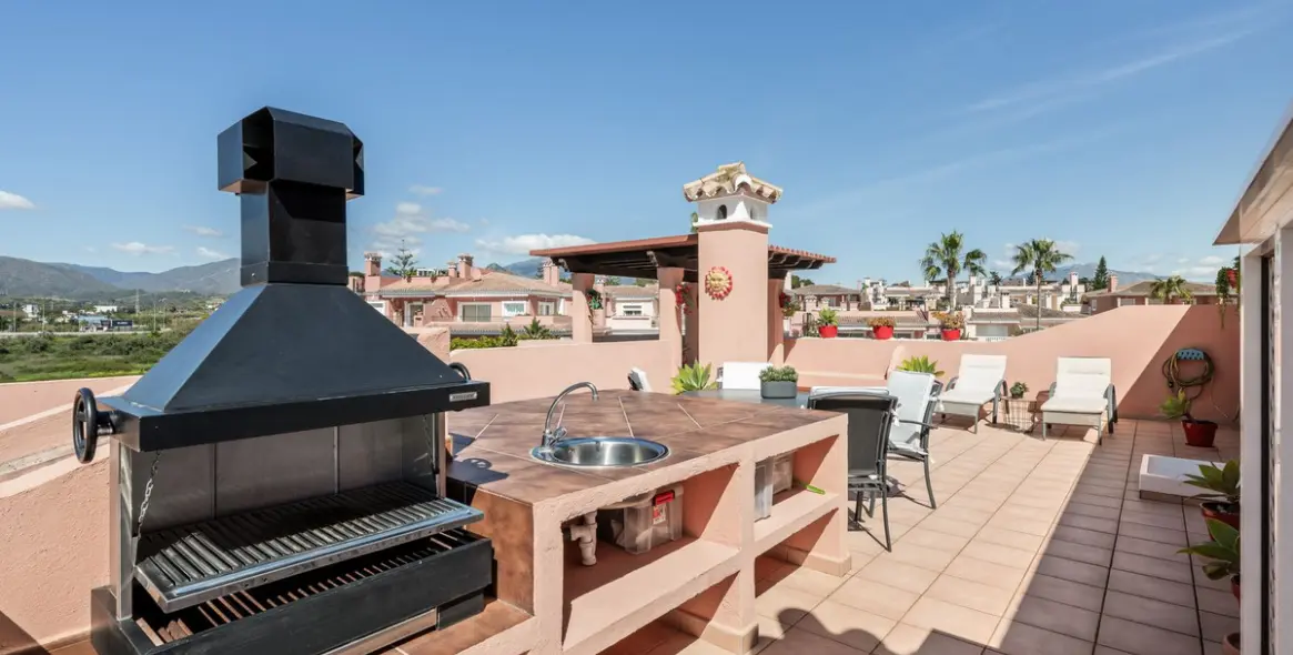 Venta de ático en Estepona 20