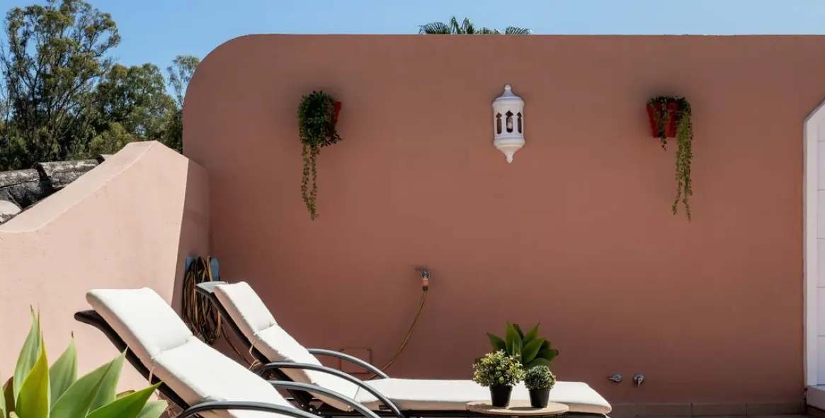 Sale of penthouse in Estepona 25