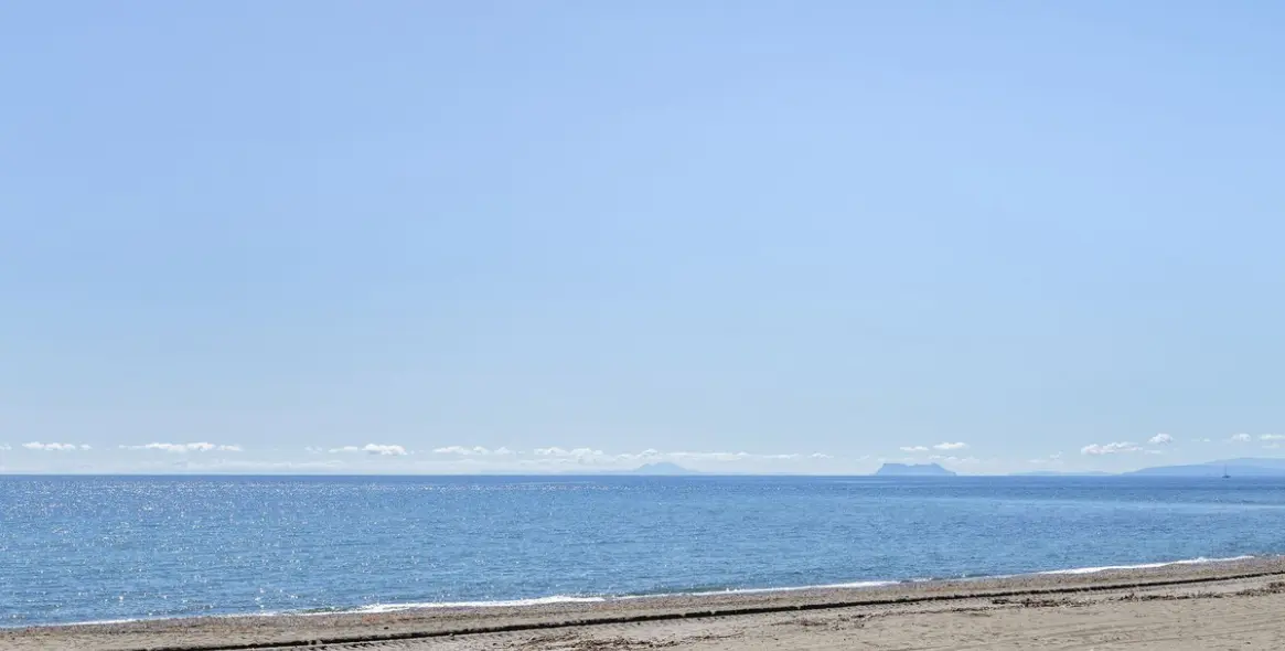 Sale of penthouse in Estepona 33