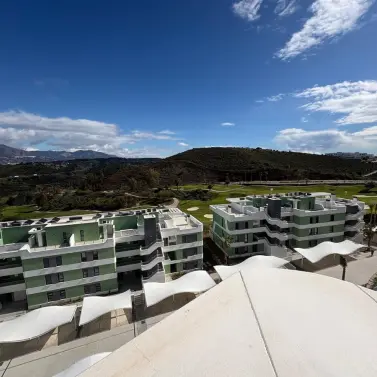Sale of middle floor apartment in Campo Mijas