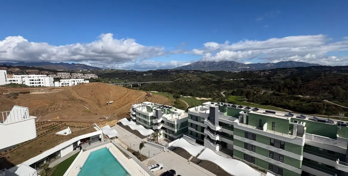 Sale of middle floor apartment in Campo Mijas 4