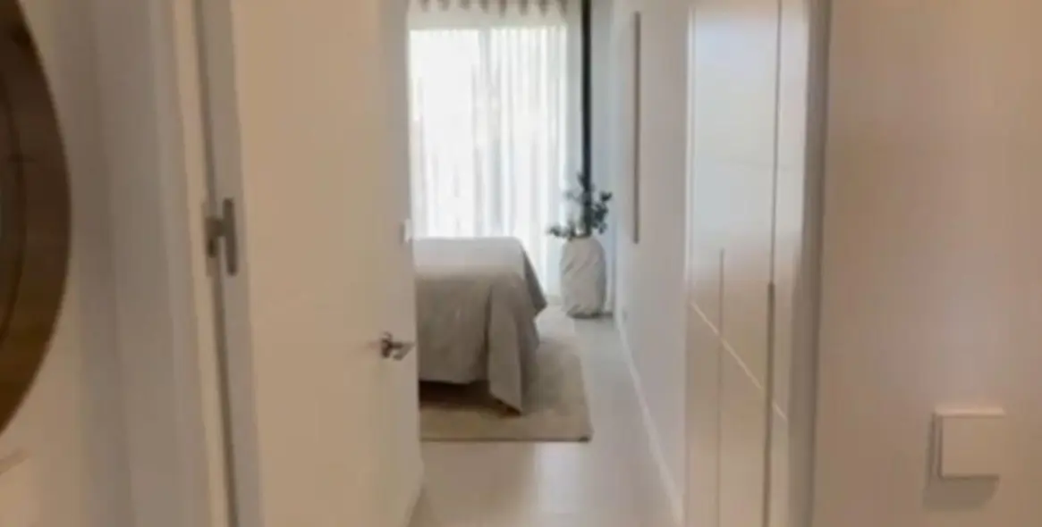 Sale of middle floor apartment in Campo Mijas 16