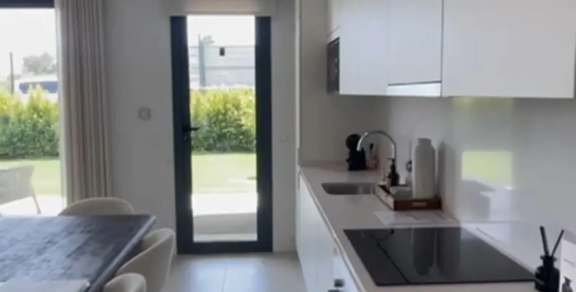 Sale of middle floor apartment in Campo Mijas 28