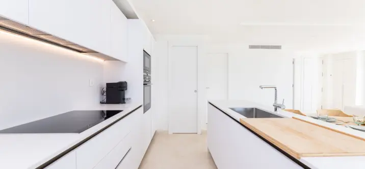 Продажа апартаментов на среднем этаже в Nueva Andalucía 4