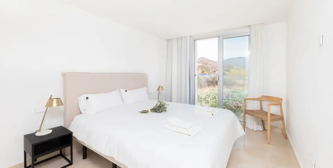Venta de apartamento en planta media en Nueva Andalucía 8